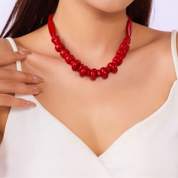 Vintage Red Coral Statement Necklace - Picture 4 of 10